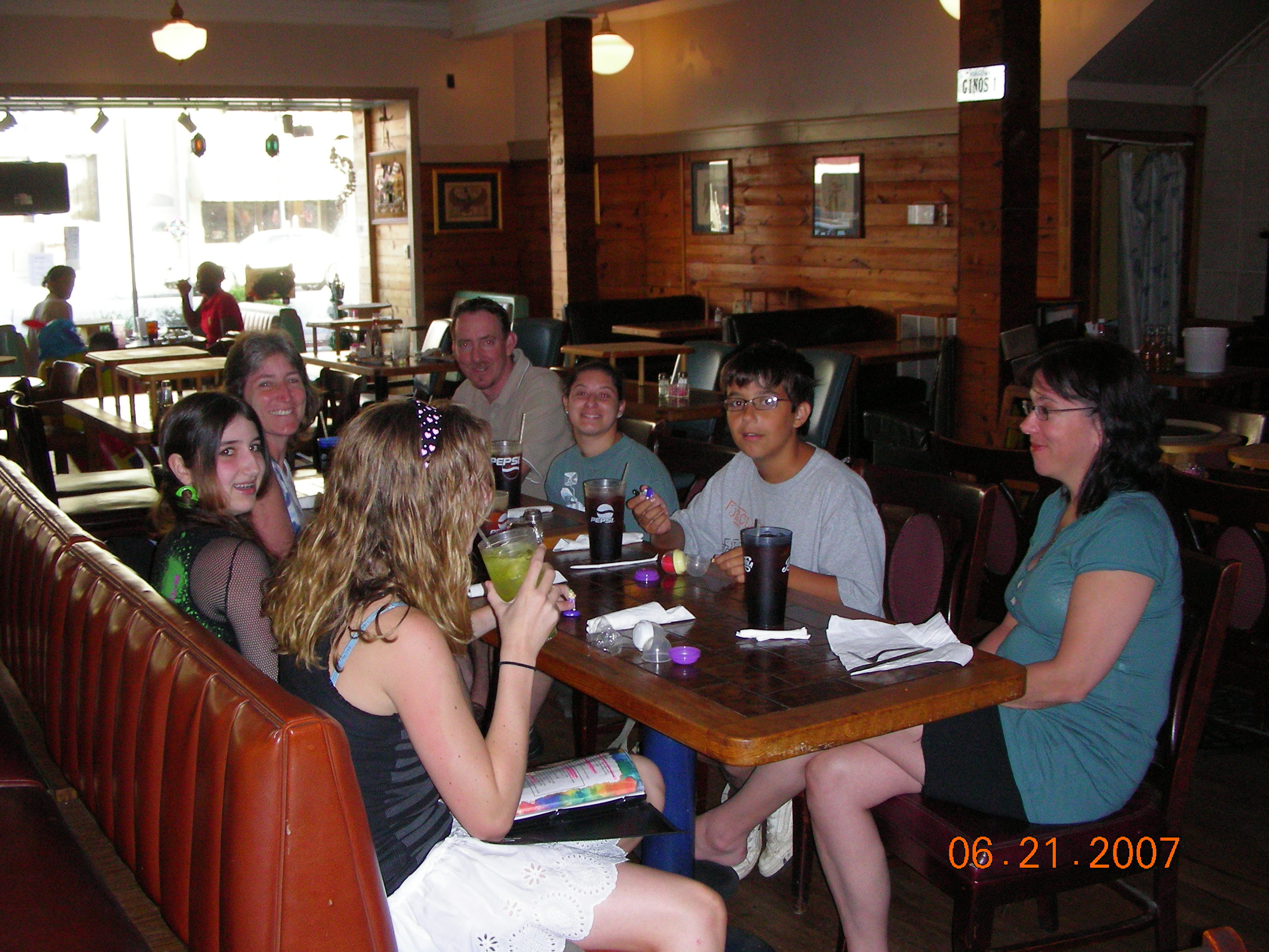 ./2007/Kerr Lake Eagles Nest/June21/DSCN1437.JPG